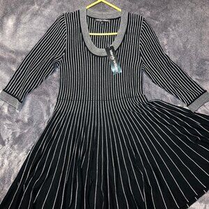 Wendy Williams Black and White Striped Dress L